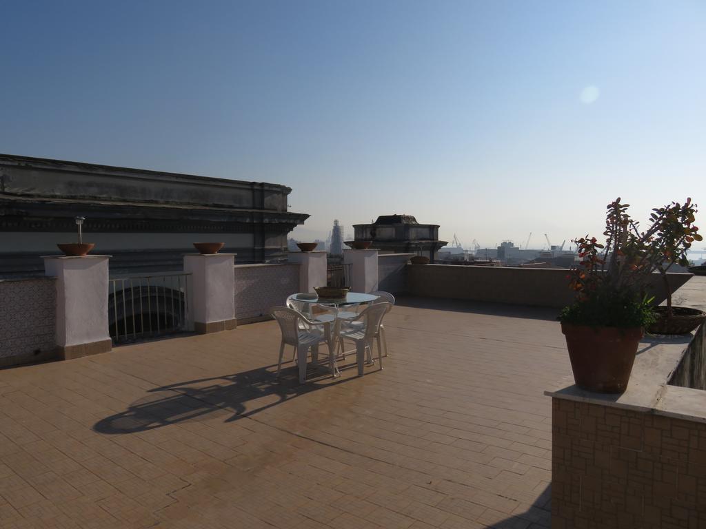 Rosy'S Hotel เนเปิลส์ ภายนอก รูปภาพ