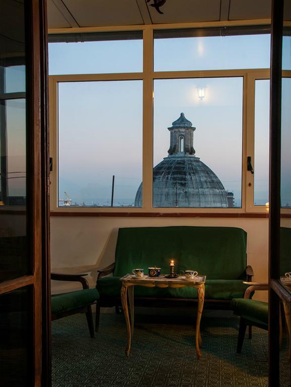 Rosy'S Hotel เนเปิลส์ ภายนอก รูปภาพ