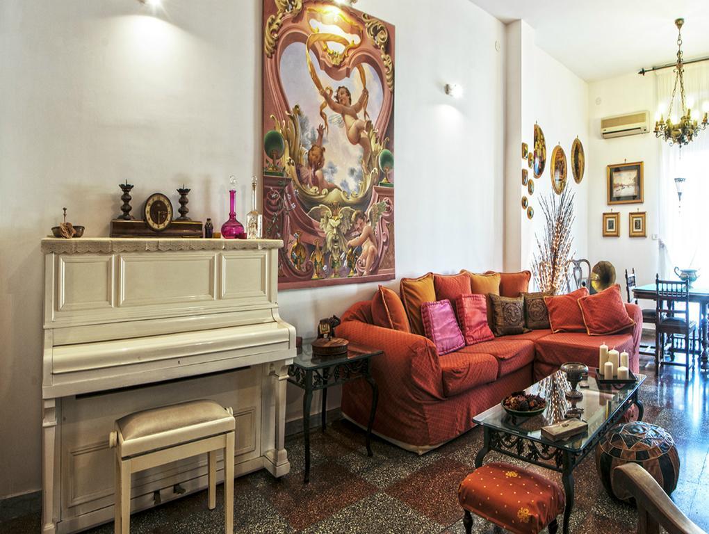 Rosy'S Hotel เนเปิลส์ ภายนอก รูปภาพ